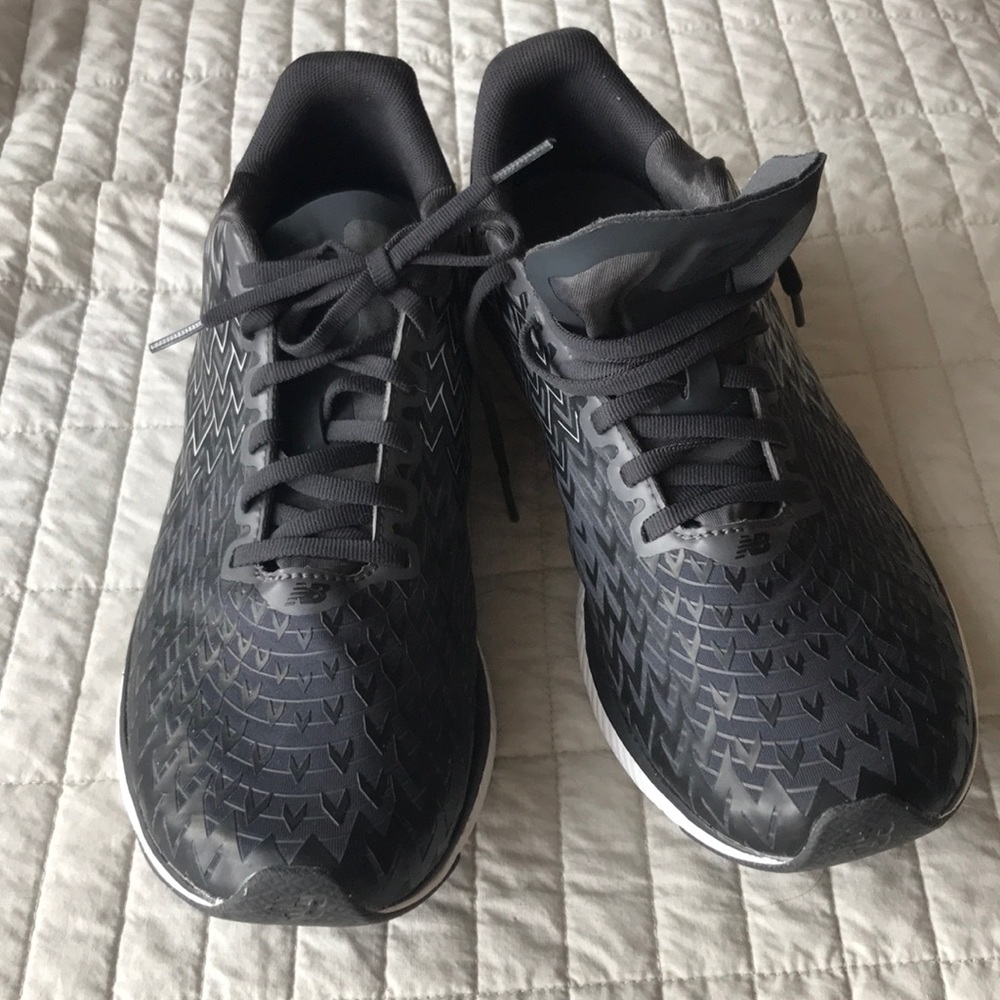 New Balance ladies black sneakers